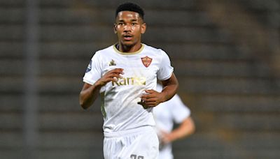 Liverpool hopeful Jayden Adams cautioned about R40 million benchwarmers at Mamelodi Sundowns by Stellenbosch, while the Brazilians warned to dig deep into their pockets for Bafana Bafana midfielder | Goal...