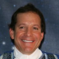 Steve Guttenberg