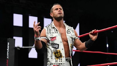 Alex Shelley podría haber confirmado su firma con WWE