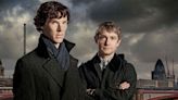 Al co-creador de la serie de Sherlock le gustaría una llevar la producción a la pantalla grande - La Tercera