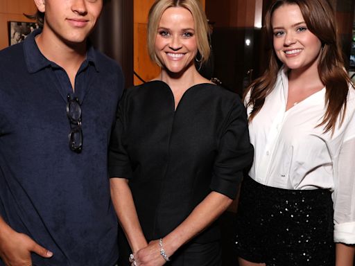 Reese Witherspoon Turns Film Premiere Into a Family Affair With Kids Ava and Deacon Phillippe - E! Online