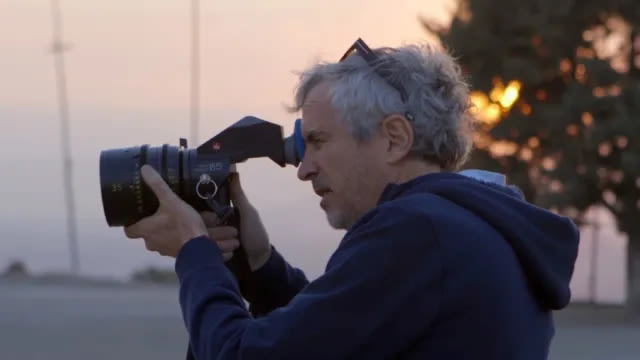 Alfonso Cuarón Wants To Make a Horror Movie