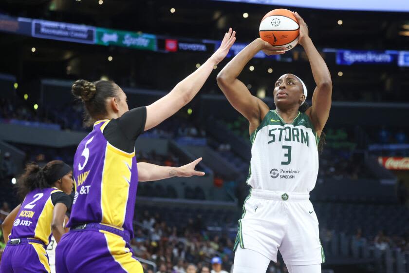 Sparks can't keep pace late in game, fall to Nneka Ogwumike and Storm