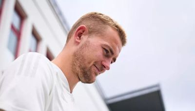 Bayern Munich reach 'clear agreement' as Matthijs de Ligt edges towards Man United move