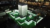 城市AI數據藝術融入12公尺高光塔 全聯25週年打造信義區巨型光影迷宮