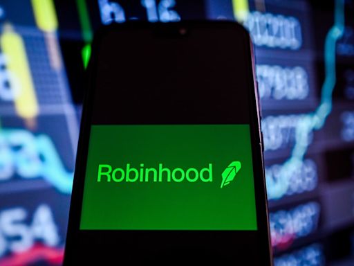 Bank of America double upgrades Robinhood, citing rise in retail trading