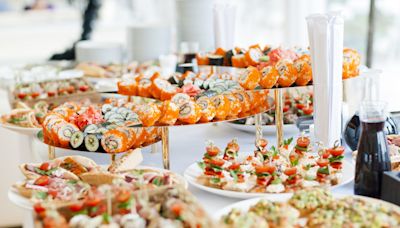 3 of the biggest wedding food trends you'll see everywhere this summer — and 2 that are on their way out