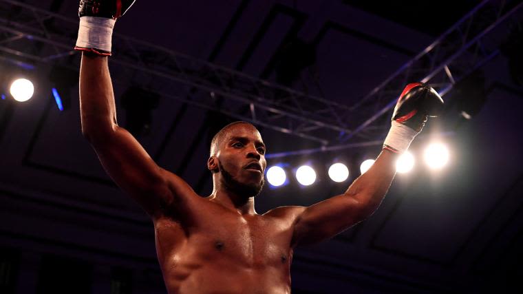 Lukasz Rozanski vs. Lawrence Okolie result: Okolie scores first-round TKO, claims WBC bridgerweight title | Sporting News