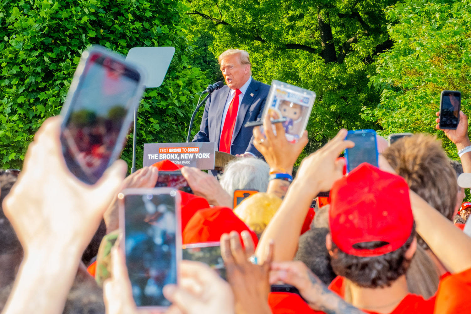 Trump rallies in the South Bronx as he seeks to win over Black and Hispanic voters