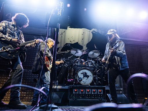 Neil Young Stuns at 2024 Tour Launch, Unveils Lost ‘Cortez the Killer’ Verse