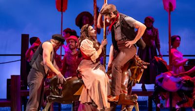 Photos: Music Theater Works' CAROUSEL