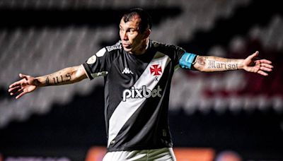 Acusan a Gary Medel de morder a un compañero en Vasco da Gama - La Tercera