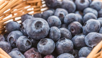 健康網》夏季護心顧腦 醫推4食物 藍莓、綠茶上榜 - 自由健康網