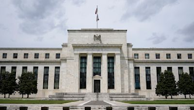 Fed官員表態不急著降息 利率應維持高檔更久…