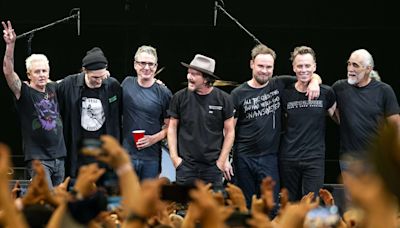 Eddie Vedder Details Pearl Jam Members' 'Frightening' Illness That 'Felt Like a Near-Death Experience'