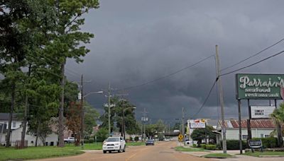 What does Tropical Storm Francine mean for Baton Rouge? Here's the latest forecast.