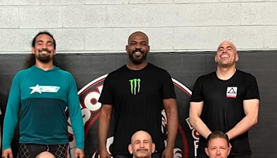 Jon Jones back in training as return from injury edges closer