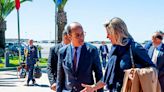 Máxima de Holanda aterriza en Casablanca con un estilismo todoterreno