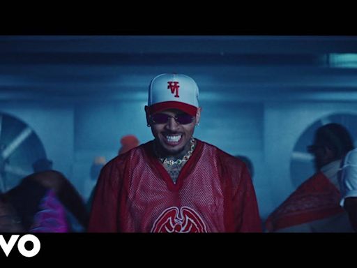 Enjoy The New English Music Video For 'Summer Too Hot' By Chris Brown | English Video Songs - Times of India