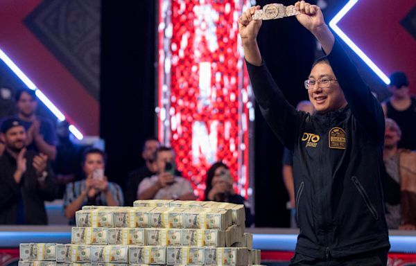 Texas pro outlasts record field to win WSOP Main Event