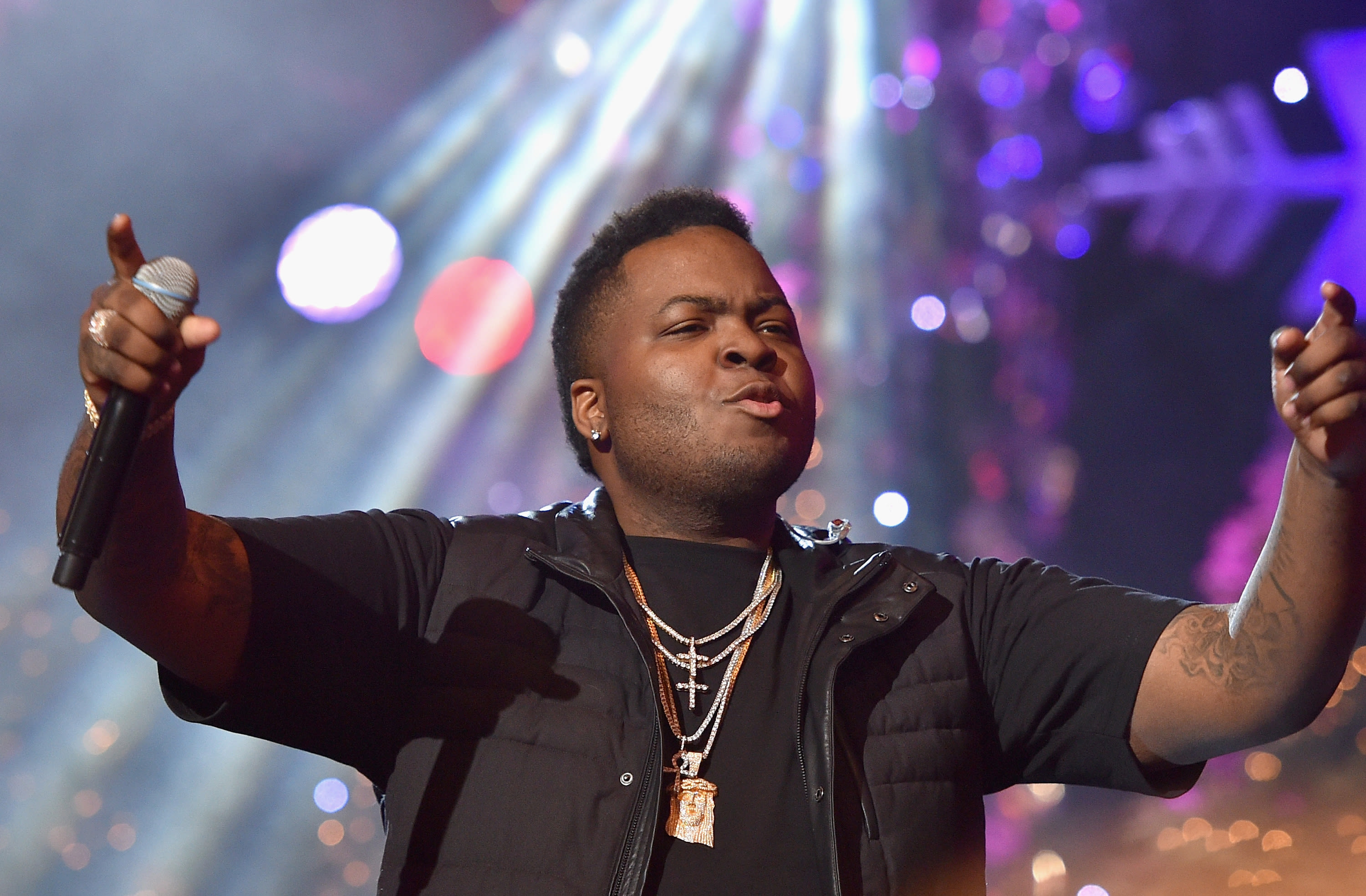 Rapper Sean Kingston, his mother arrested on fraud charges after SWAT raid at his South Florida home