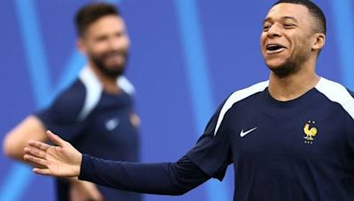 "Bleibt Legende": Mbappe kann Ronaldos EM-Karriere beenden