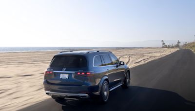 2024 Mercedes-Benz GLS-Class Photo Gallery