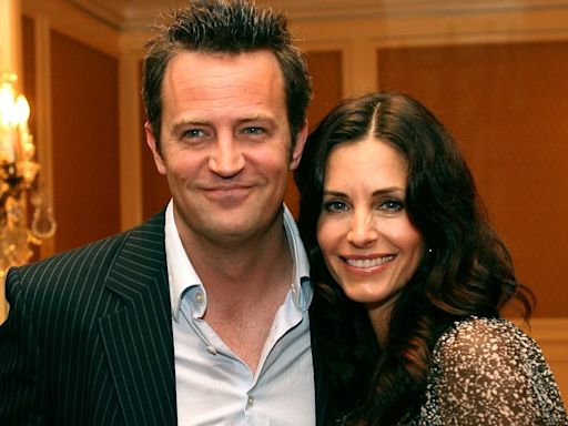 Courteney Cox Says Late 'Friends' Co-Star Matthew Perry 'Visits Me'