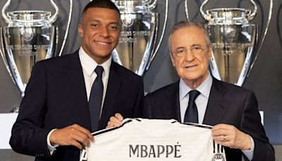 Kylian Mbappe Officially Unveiled as Real Madrid Player, Takes Over Karim Benzema's Number 9 Jersey - News18