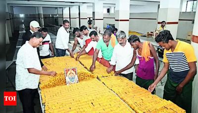 DC: Ashadha festivities to be plastic-free at Chamundi Hills | Mysuru News - Times of India