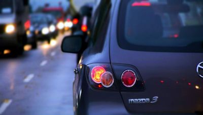 Huge tailbacks on the Berks/Bucks border following two-vehicle smash