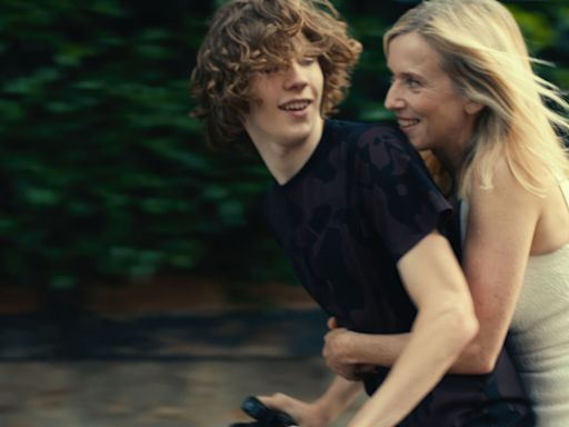 Review: ‘Last Summer’ is a gripping psychosexual triangle for a French couple and stepson