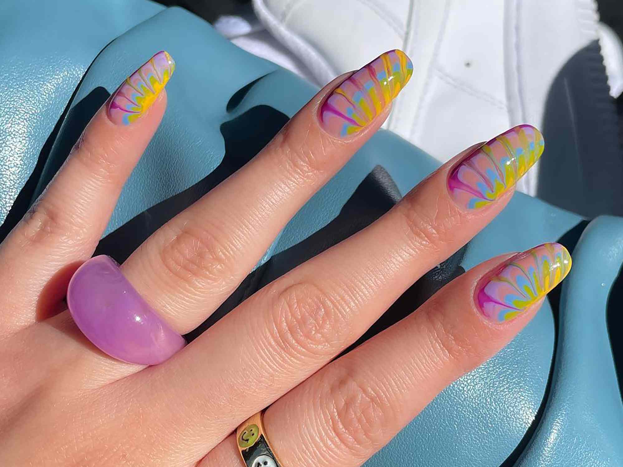 19 Tie-Dye Nail Art Ideas That Make Us Nostalgic for Summer Camp