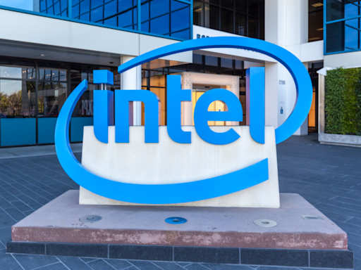 Intel Stock Spotlight: What's Happening With Semiconductor Play INTC Right Now?