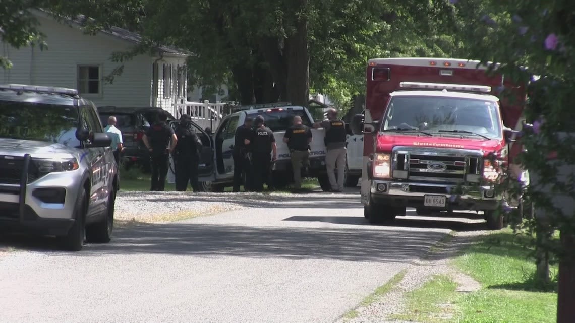 Sheriff: Suspect in custody after hourslong standoff, gunfire exchanged with authorities near Indian Lake