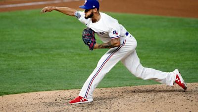 Texas Rangers bullpen shuffle continues with activation of Jonathan Hernández