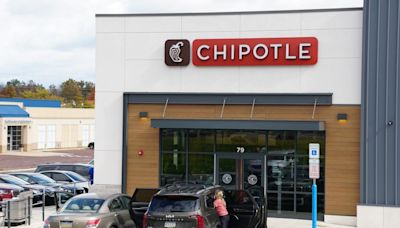 What are Chipotle's 4th of July Hours in 2024? Here are the Details.