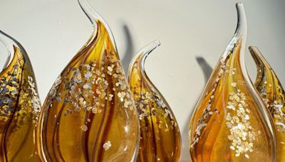 Glass artist creates memory flames for cathedral
