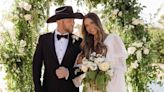 Singer Cole Swindell and Courtney Little Wed in Sonoma, 1 Year After Engagement