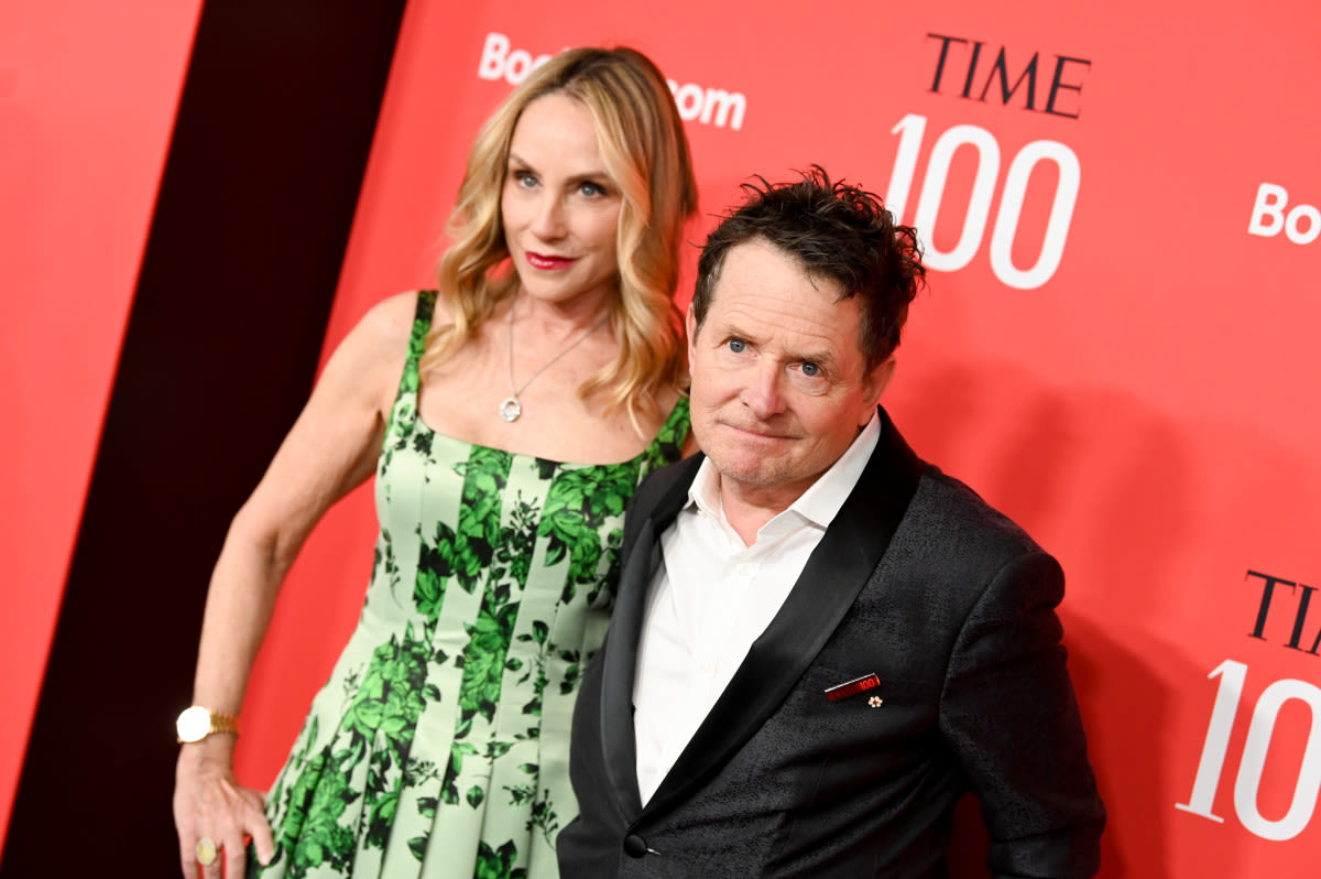 Michael J. Fox Celebrates as Wife Tracy Pollan Poses With Lookalike Daughters for a Good Cause: 'Amazing Women'