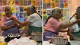 ¿Querían fiesta aparte? Abuelitas gemelas se pelean en plena partida de su pastel de cumpleaños; video se hace viral