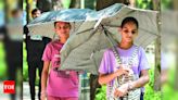 Alert for heavy showers & thunderstorm in Gurgaon and Delhi | Gurgaon News - Times of India