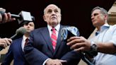 Trump preside cena de recaudación de fondos para gastos legales de Giuliani