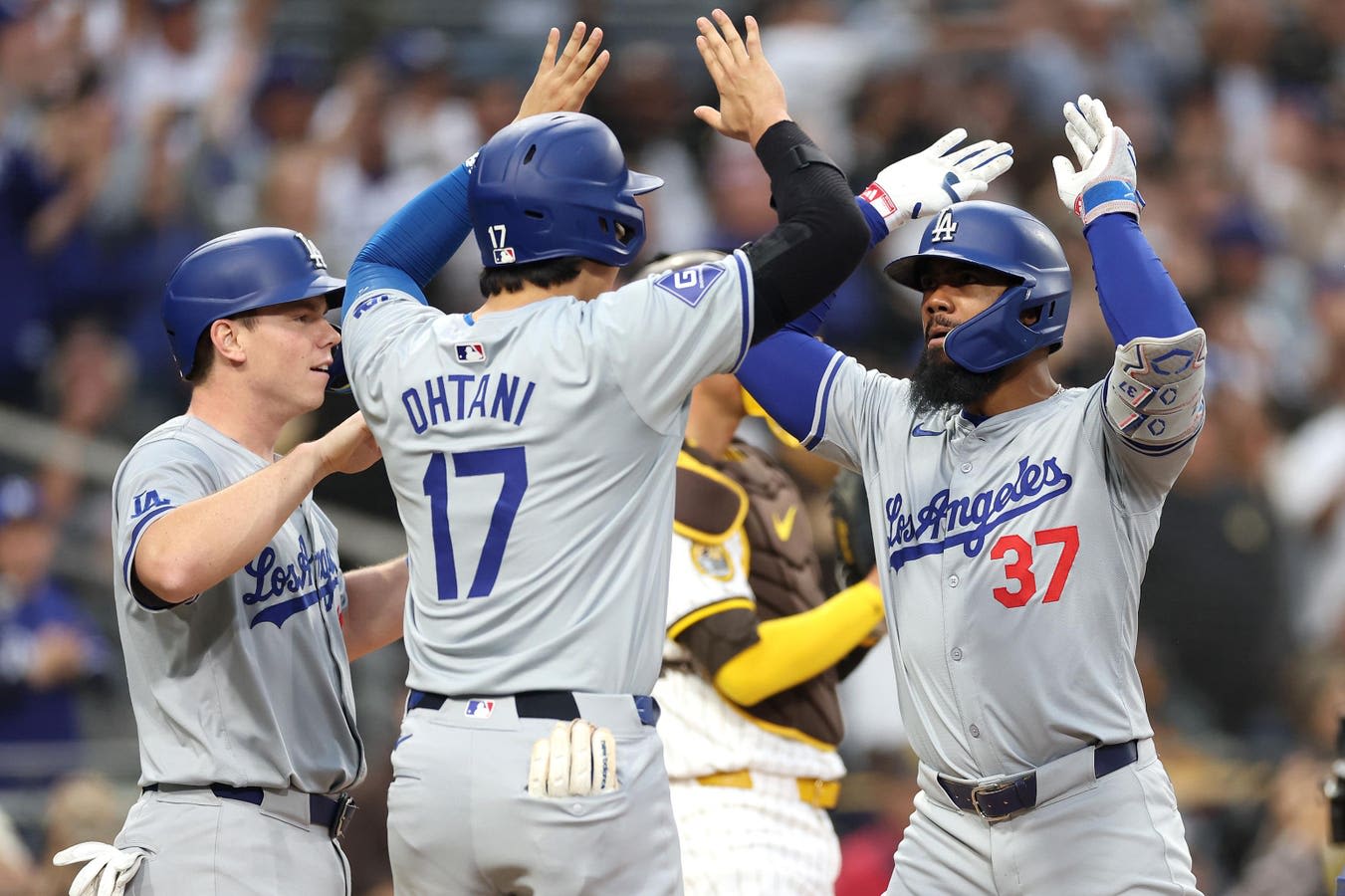 Which Teams In The NL West Should Try And Compete With The Dodgers?
