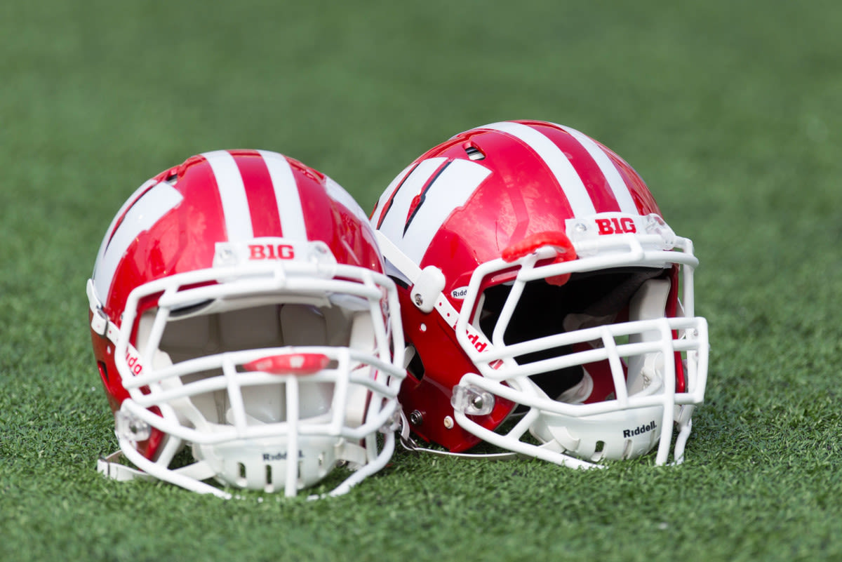 Wisconsin Football Loses out on 2025 RB Recruit to ACC Program