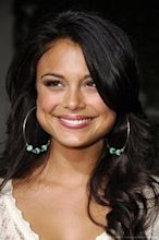 Nathalie Kelley