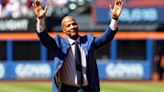 Emotional Strawberry sees No. 18 retired by Mets