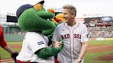 WATCH: Gordon Ramsay throws out first pitch at Boston Red Sox game