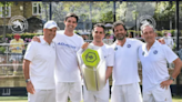 El Team AD/vantage de Andy Murray recibe el trofeo de la Hexagon Cup