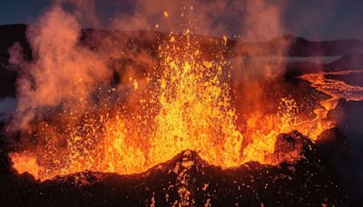 Foreign Office alert as volcanic eruptions may disrupt holidays